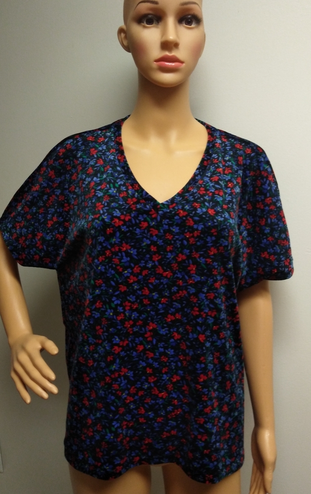 Loft short sleeve velvet floral blouse